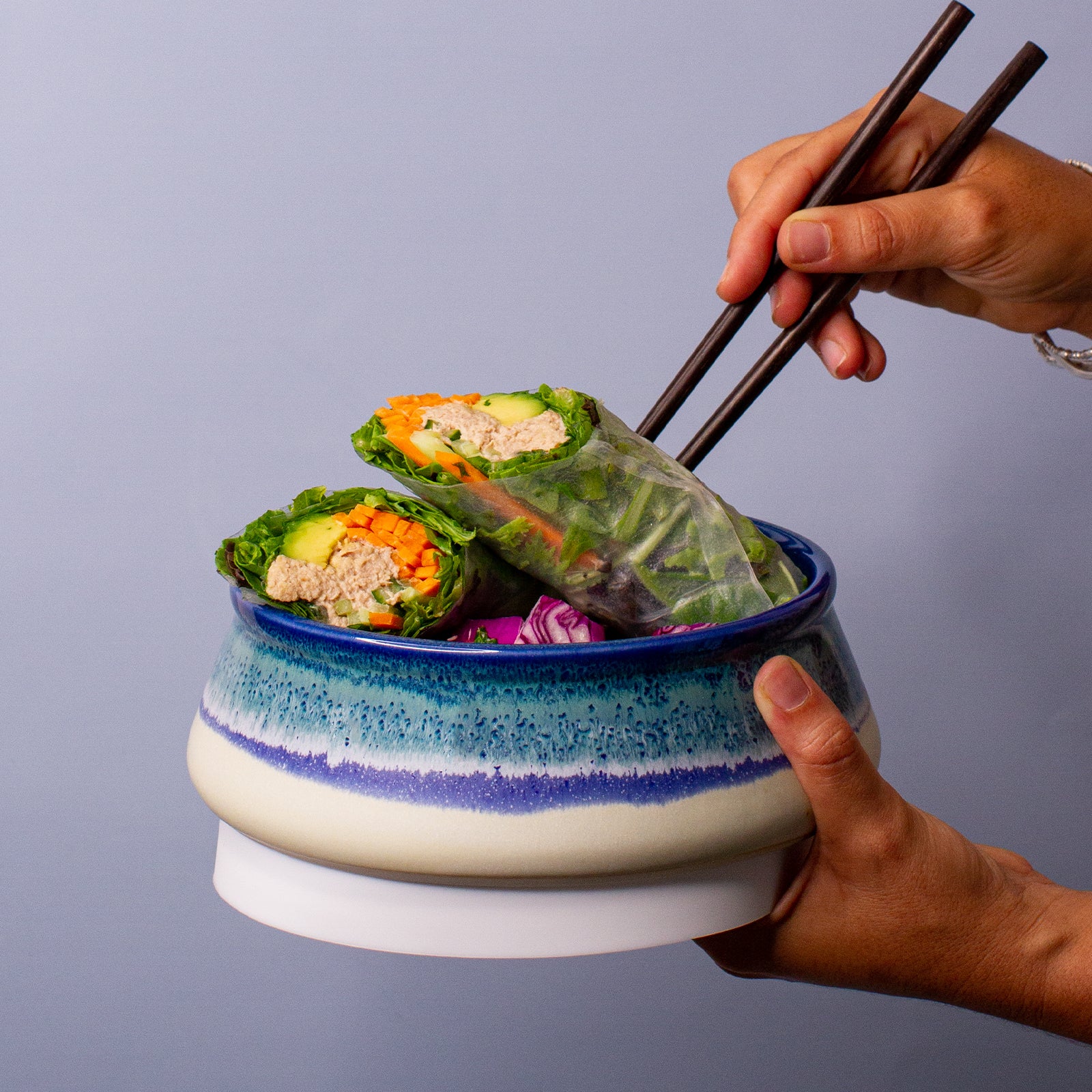 Ocean Lunch Container large in hand