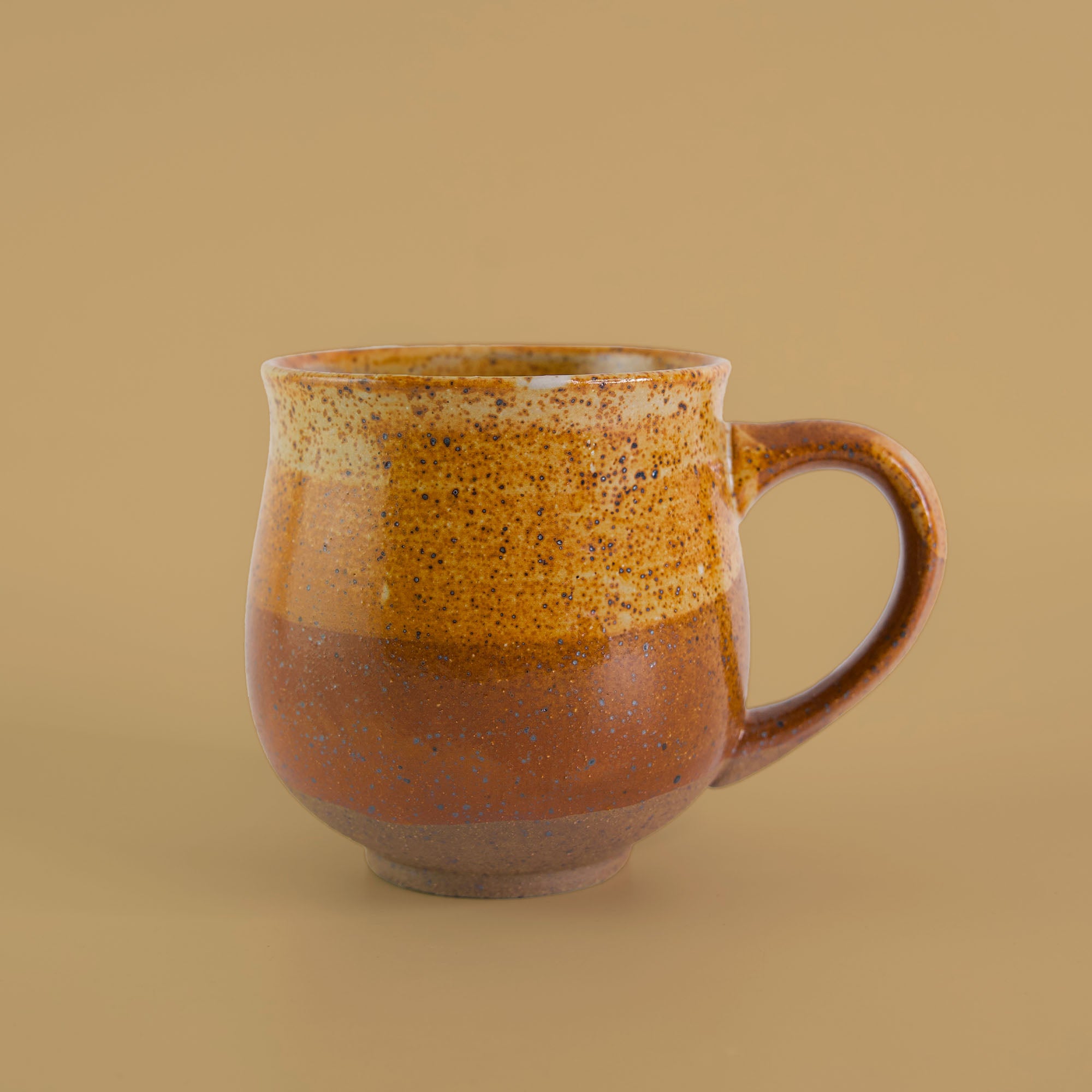 Medium Belly Mug with the maple glaze