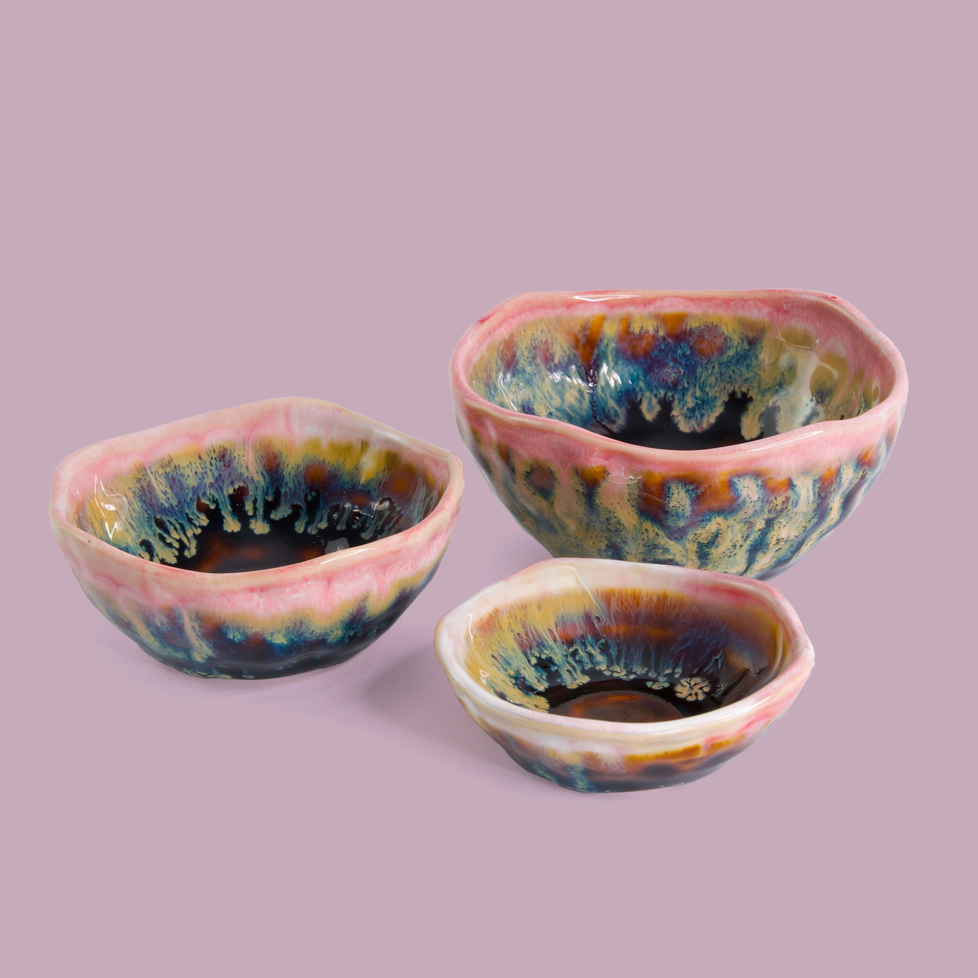 Nesting Bowl set in Love potion