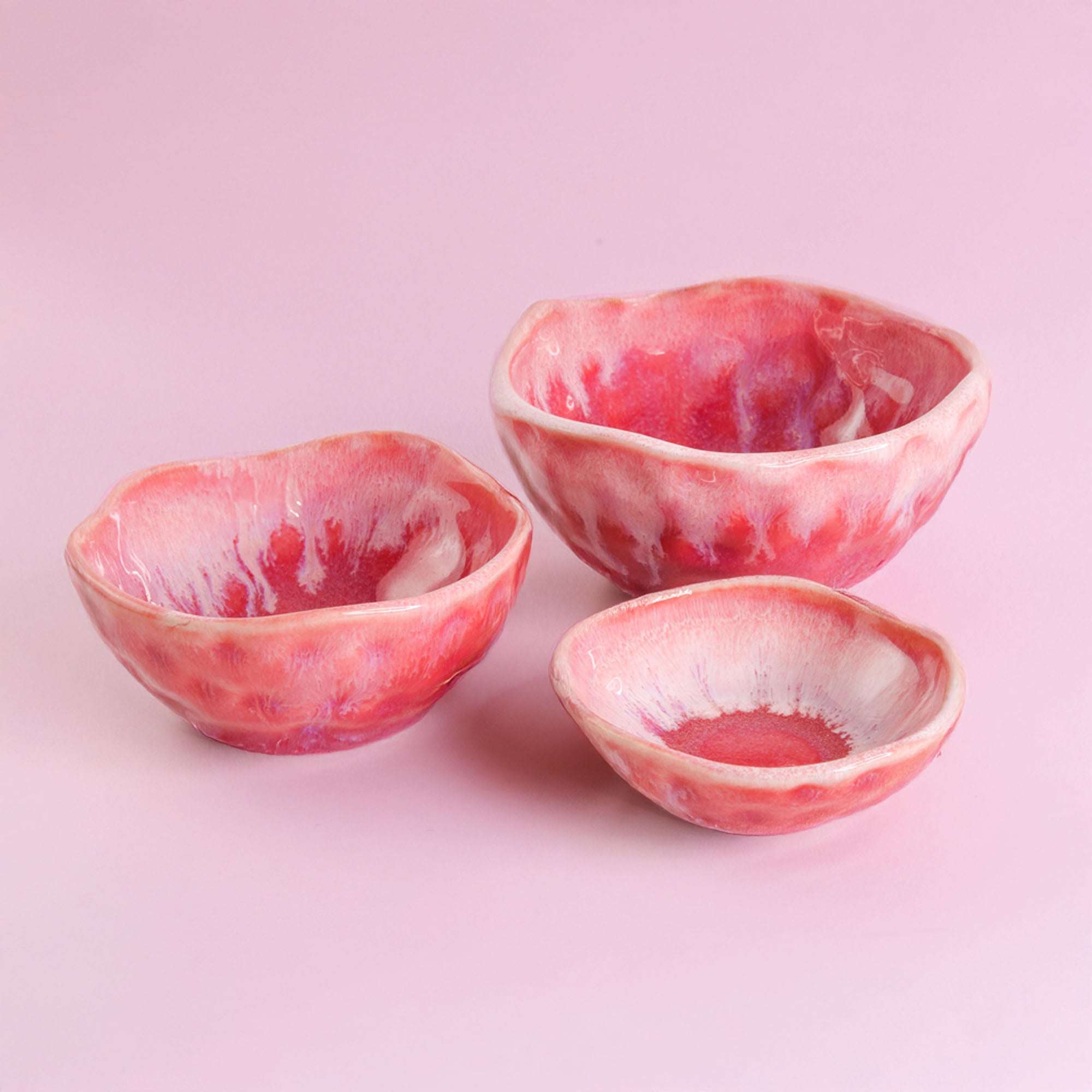 Nesting Bowl set in Raspberry Beret