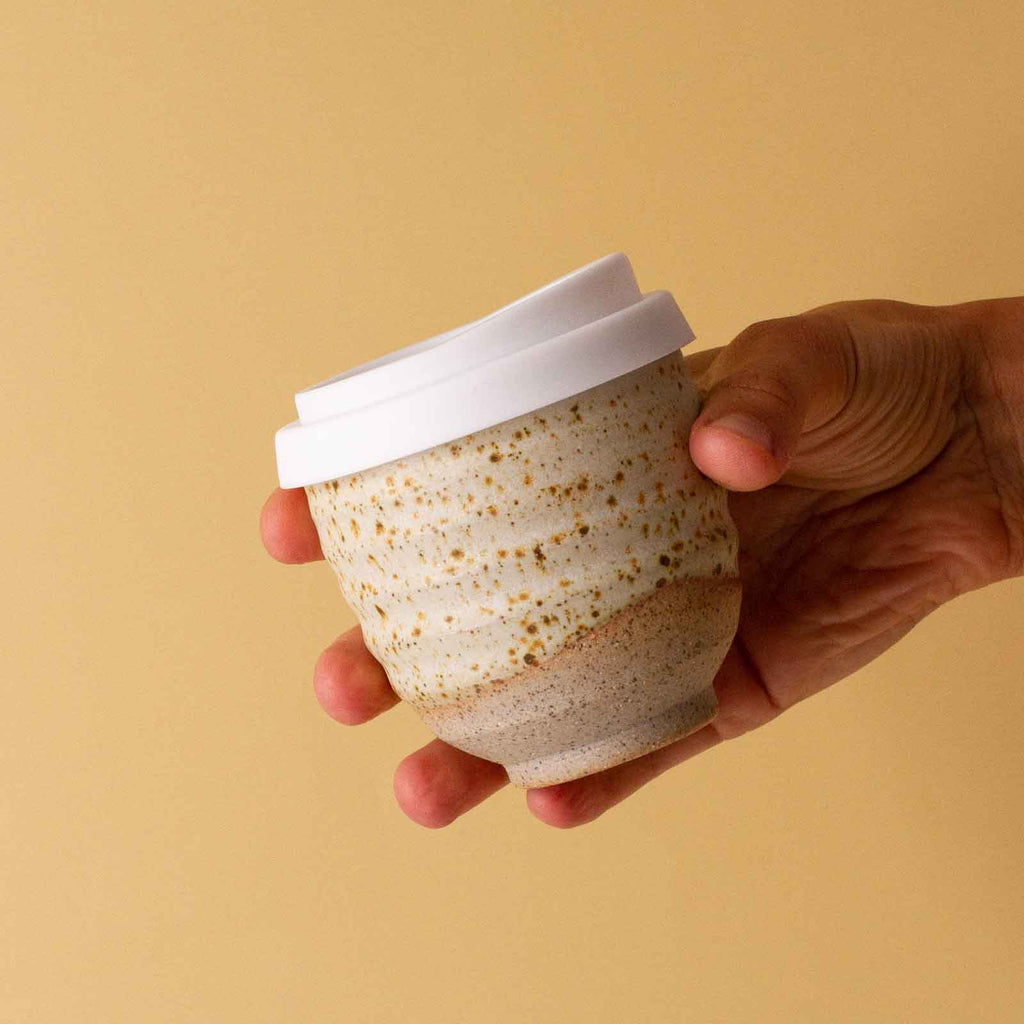 Ceramic takeaway coffee cup sandy ripple 6oz